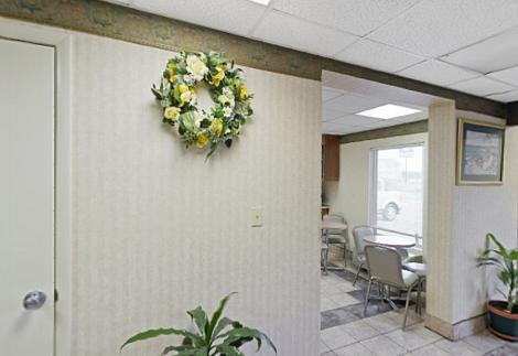 Americas Best Value Inn - Manchester Exterior photo